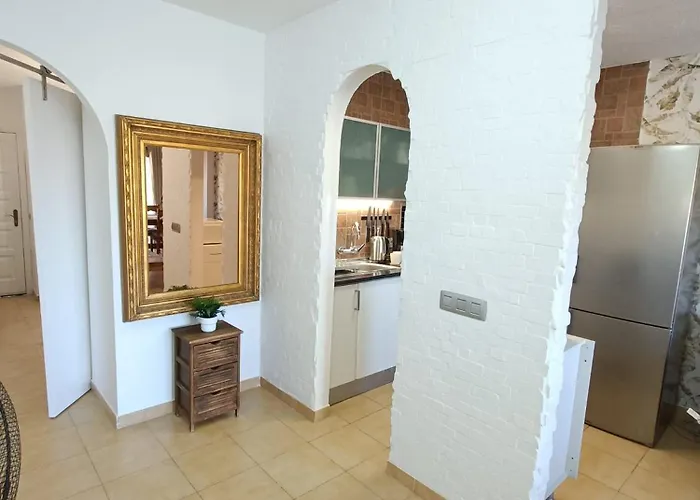Apartman Wonderful With Pool And Wi-fi